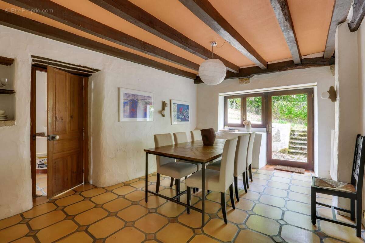 Maison 261 m² à Villefranque  - photo 3