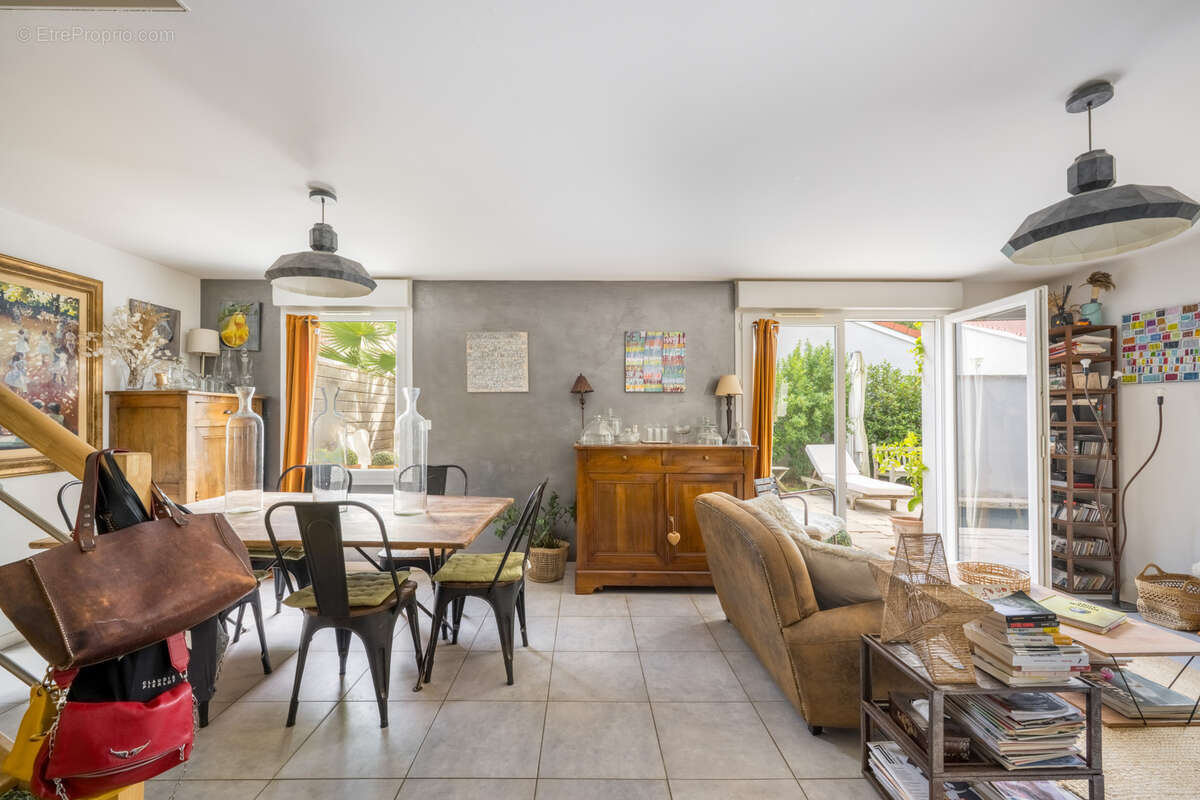 Maison à VILLEFRANCHE-SUR-SAONE