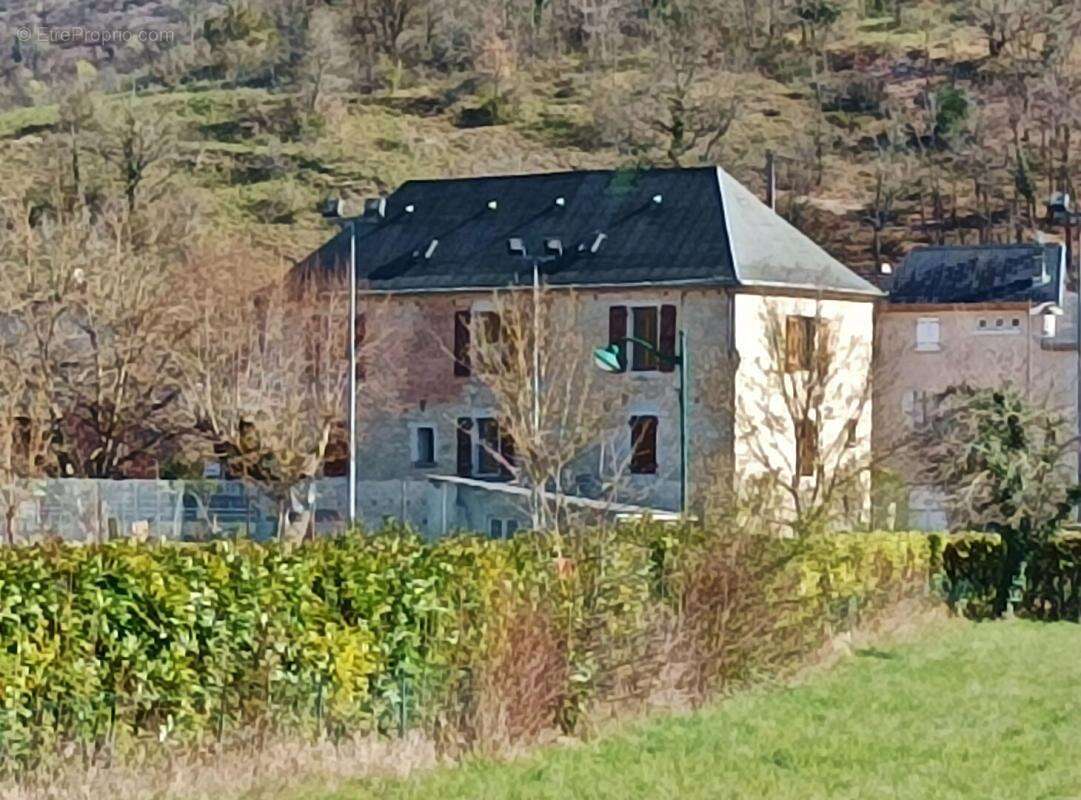 Maison ancienne en pierre à vendre - photo 2