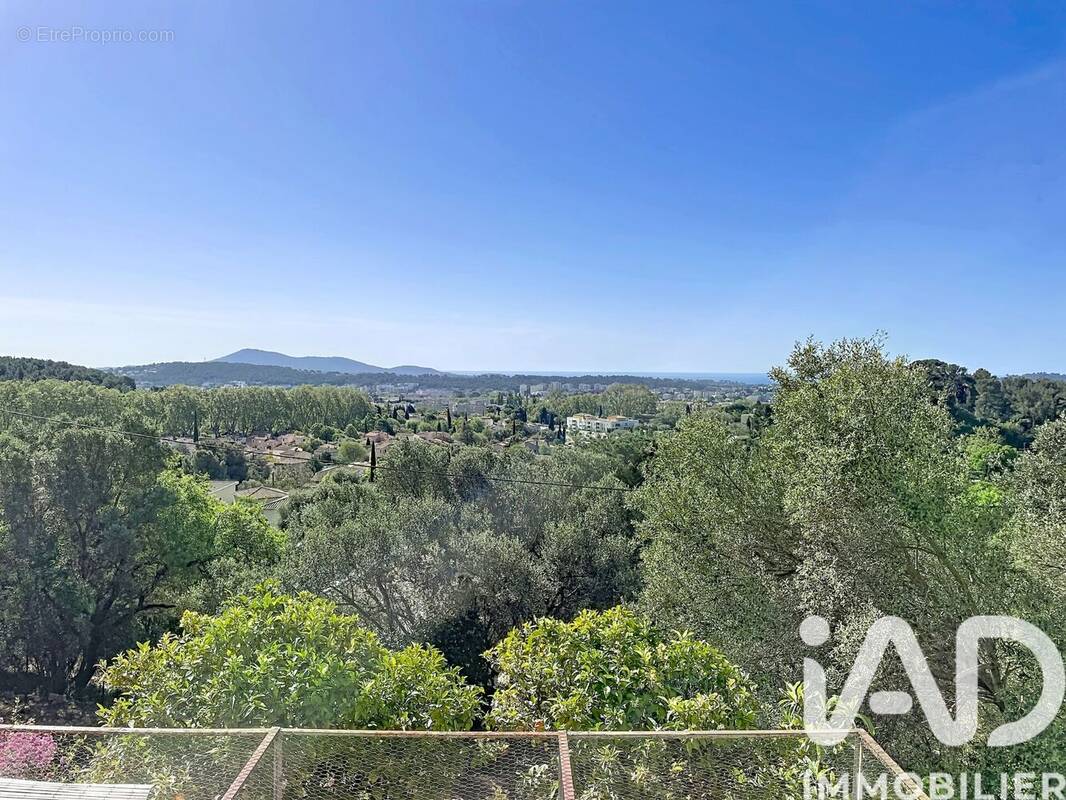 Photo 1 - Maison à LA VALETTE-DU-VAR