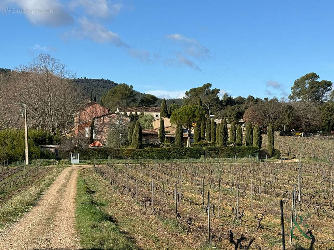Terrain à CARNOULES