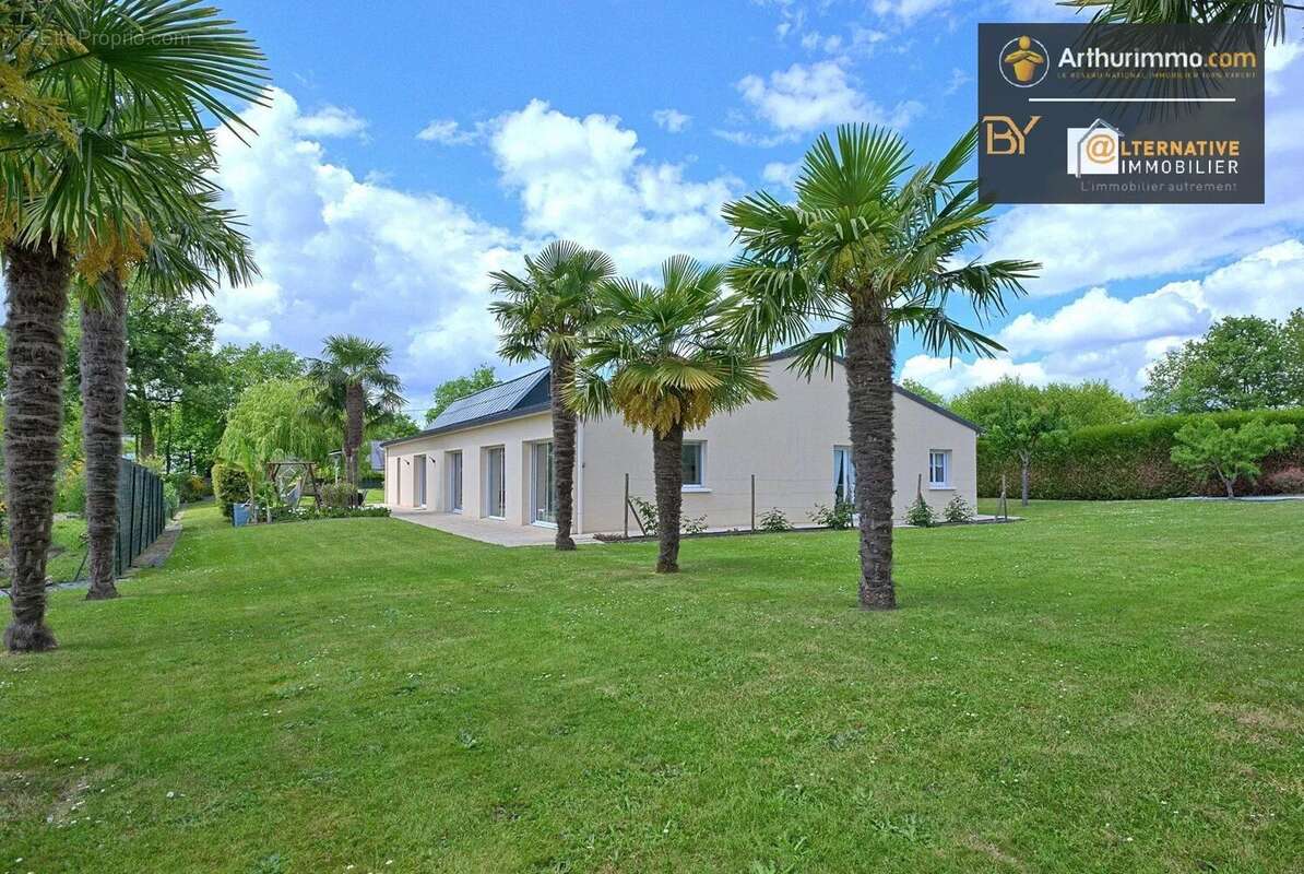 Maison à ARGENTRE-DU-PLESSIS