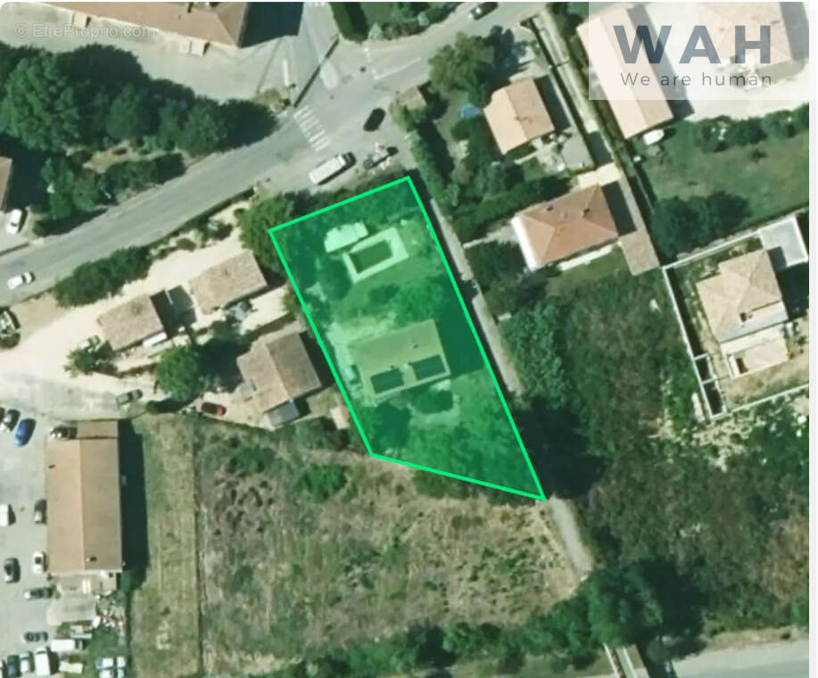 Maison à LAUDUN-L'ARDOISE