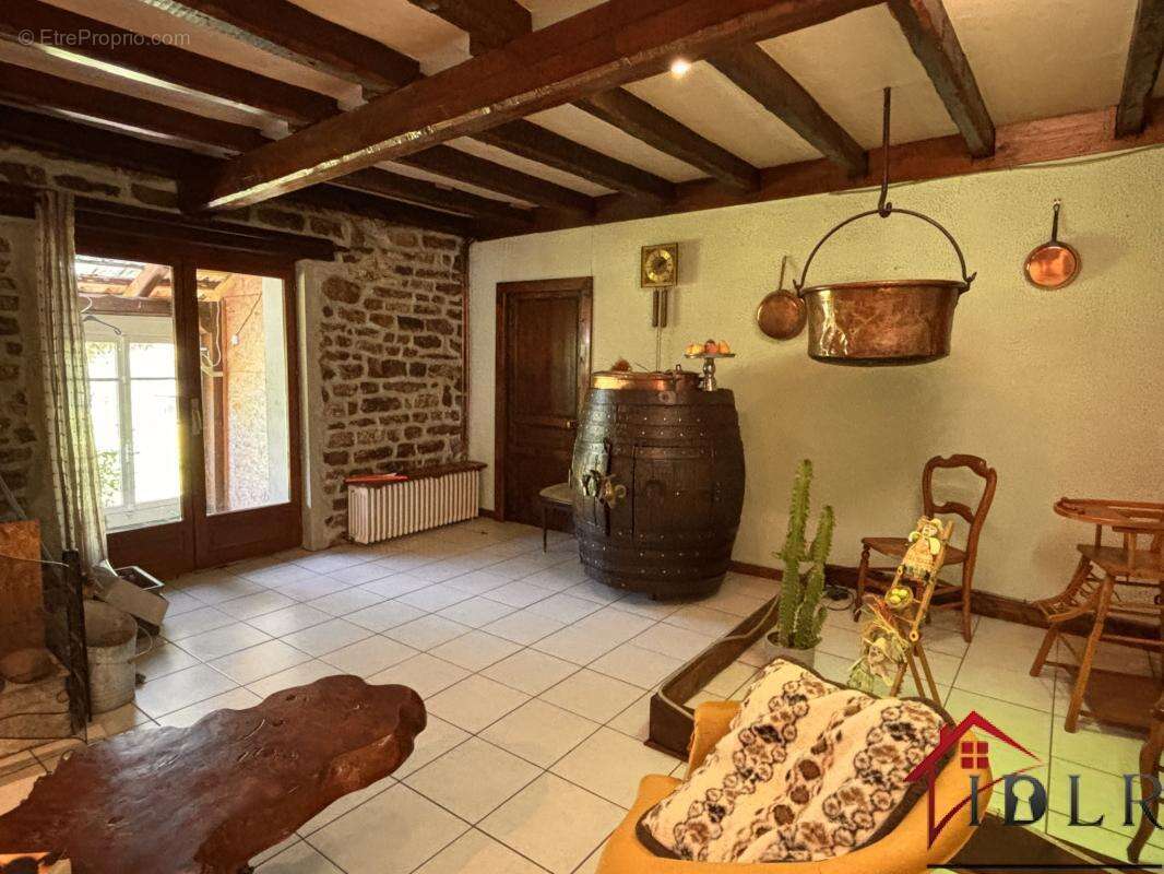 Maison à PIERREMONT-SUR-AMANCE