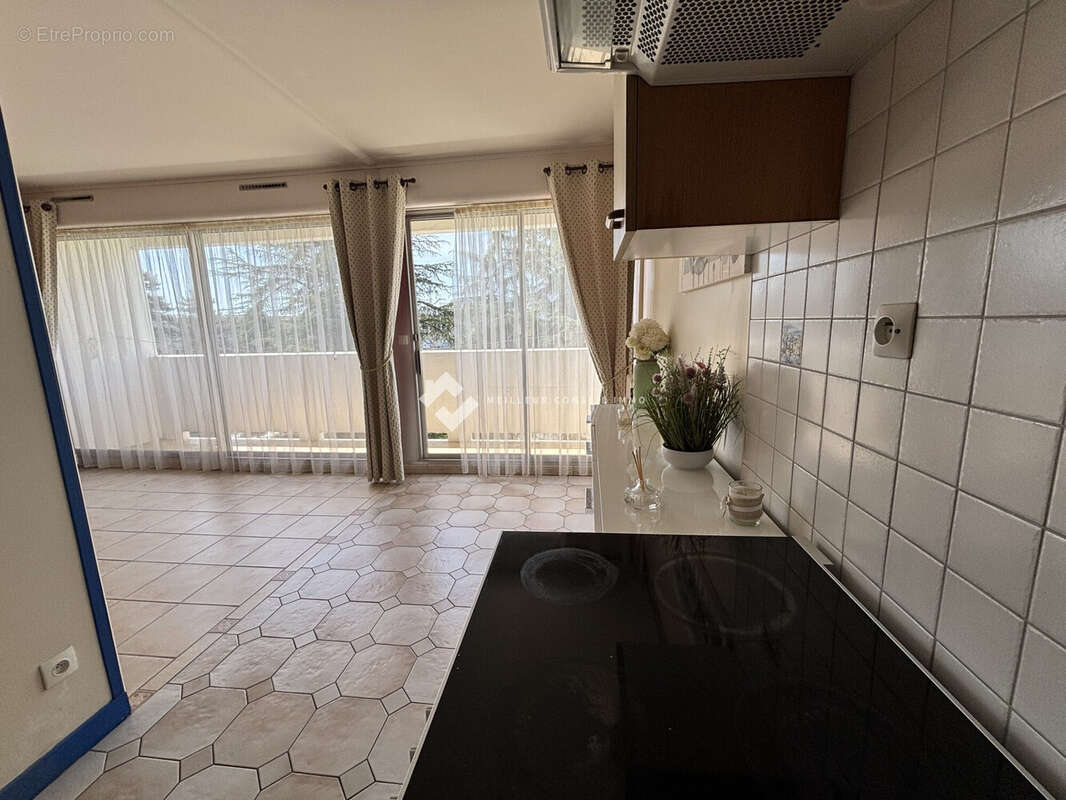Appartement 69 m² à Poitiers  - photo 3