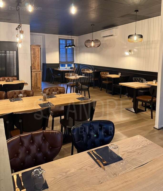 Commerce à LA COTE-SAINT-ANDRE