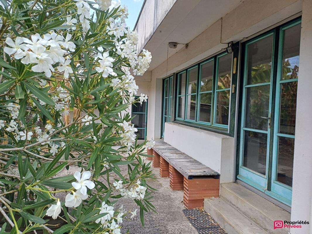 BESSINES - Maison 160m² à rénover - photo 13