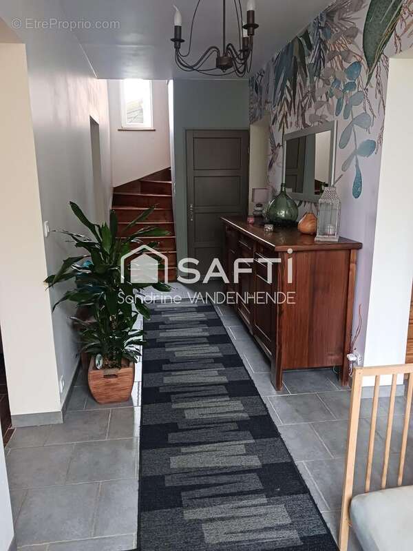 Maison 170 m² à Beaume  - photo 8