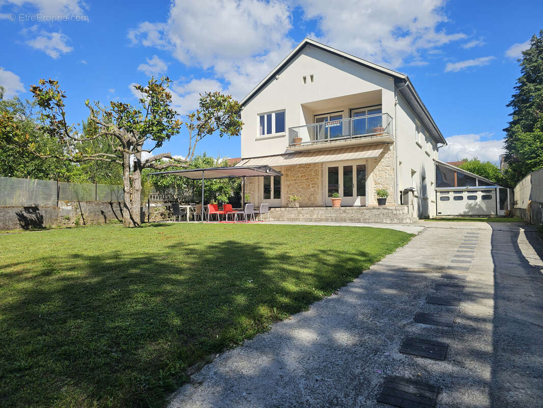 Maison à BELLEY