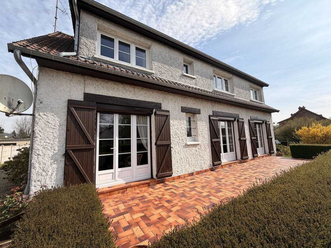 Maison à FRIAUCOURT