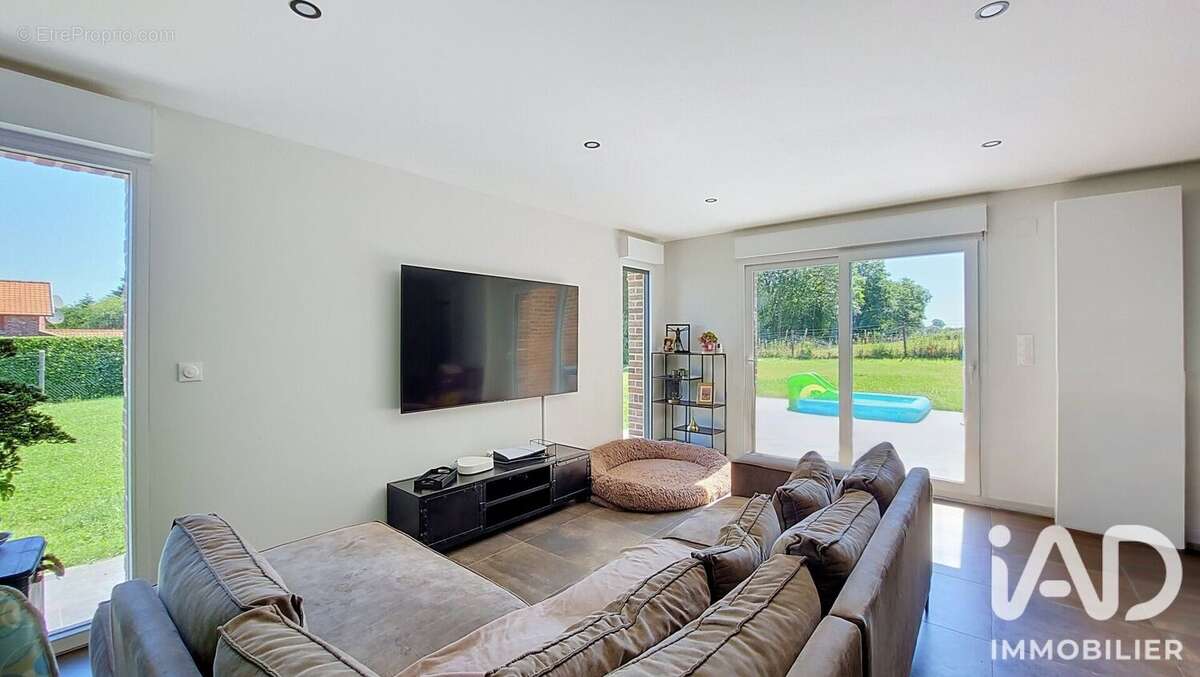 Maison 156 m² à Sepmeries  - photo 4