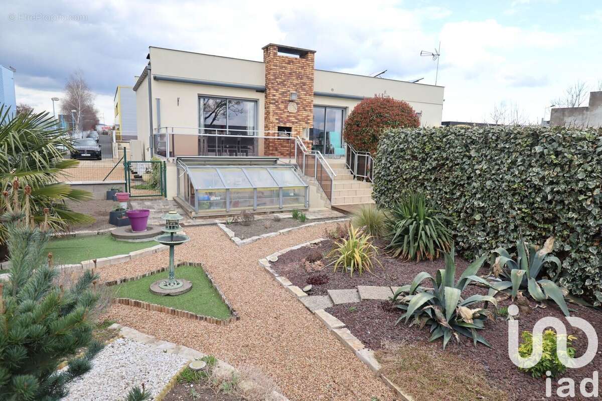 Photo 3 - Maison à AUBIERE