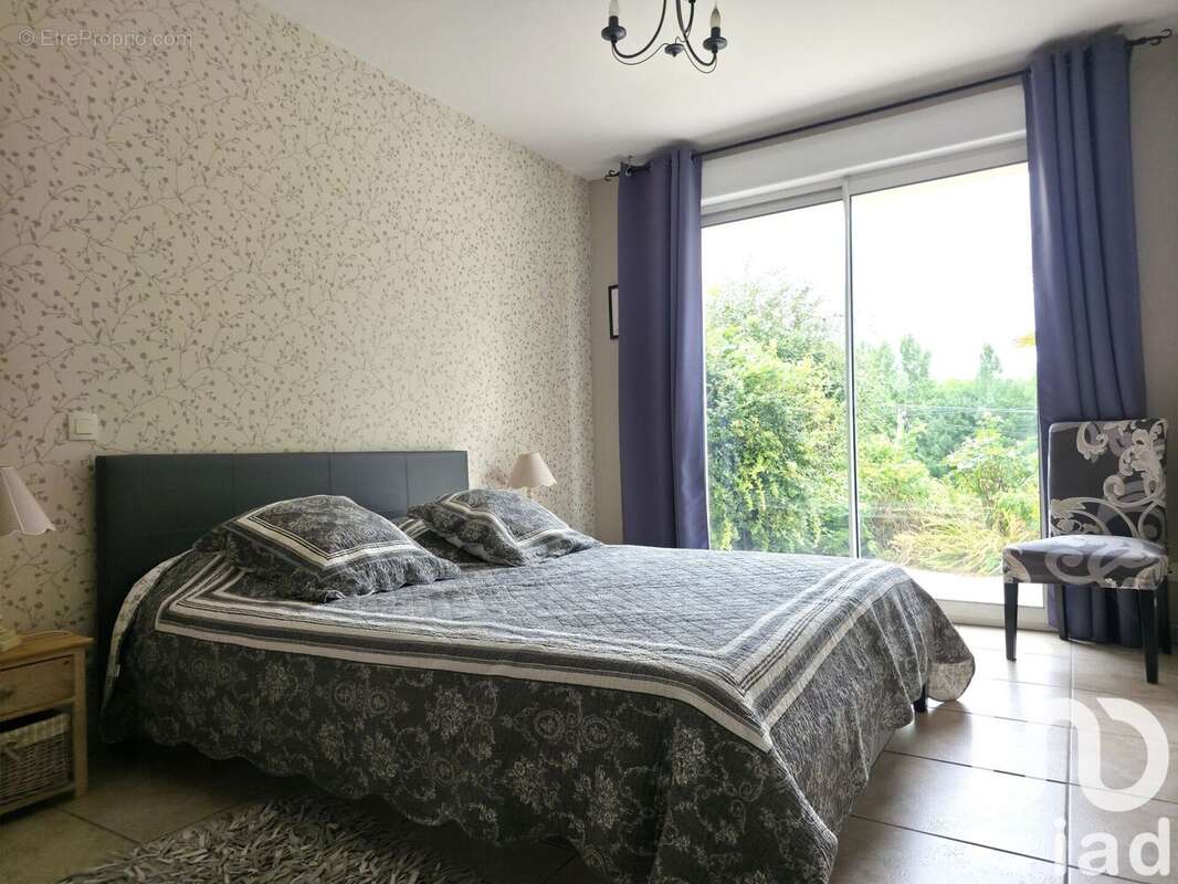 Photo 4 - Maison à SAINT-EPAIN