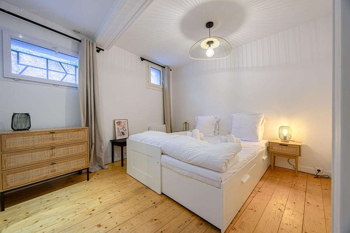 Appartement à VEYRIER-DU-LAC