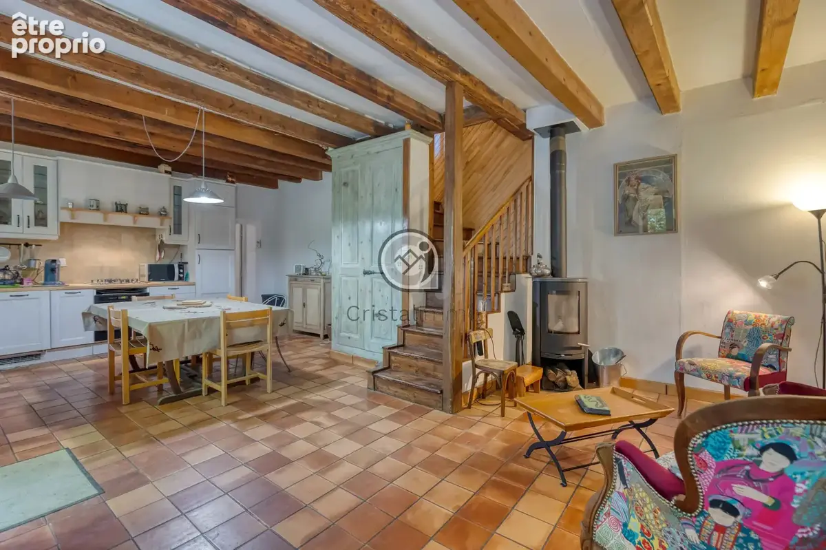 Le versoud   maison t6 avec grange - photo 3