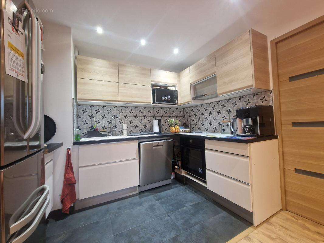 Appartement à VAIRES-SUR-MARNE