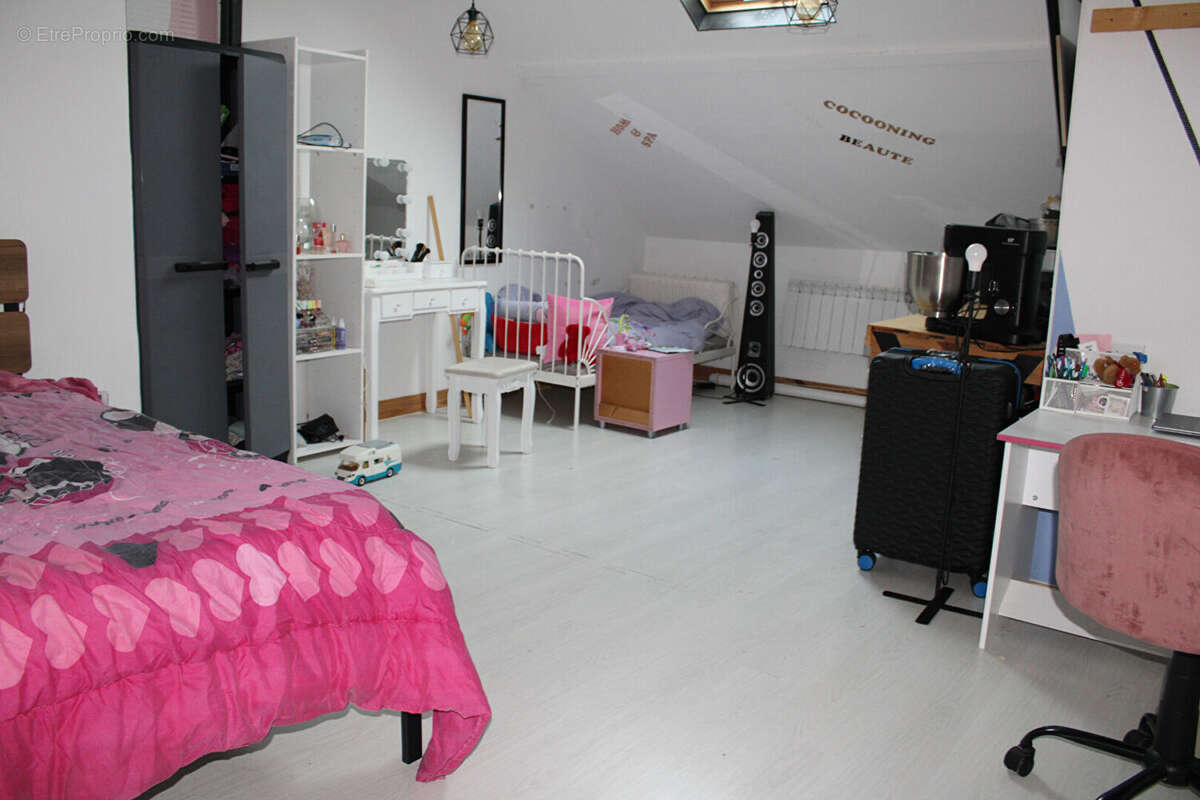 Maison à AVAILLES-SUR-SEICHE