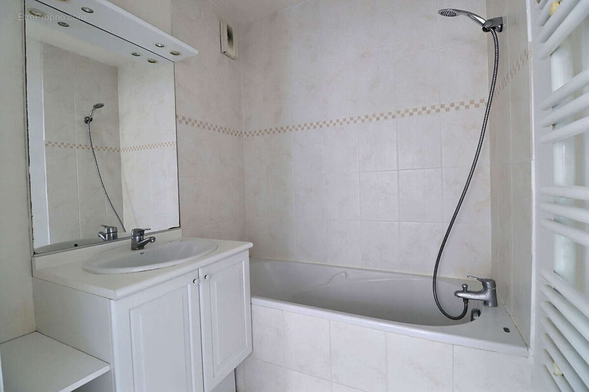 Appartement à SAINT-SEBASTIEN-SUR-LOIRE