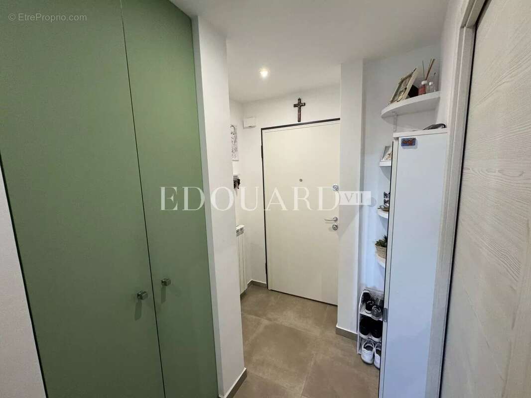 Appartement à ROQUEBRUNE-CAP-MARTIN