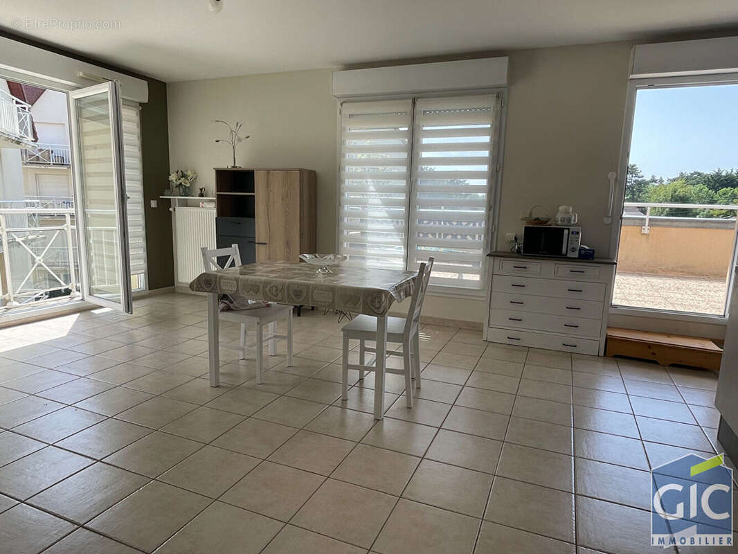 Appartement à MERVILLE-FRANCEVILLE-PLAGE