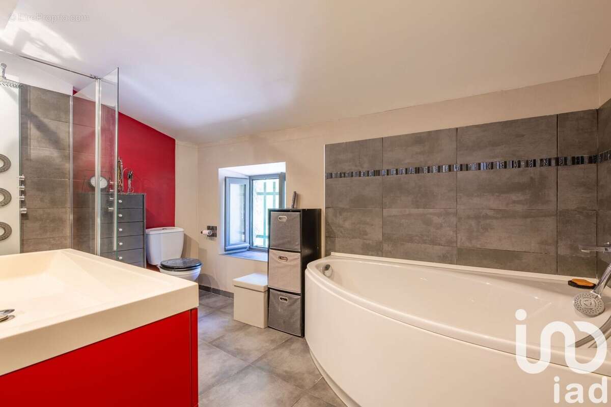 Photo 9 - Maison à ROQUEBRUNE-SUR-ARGENS