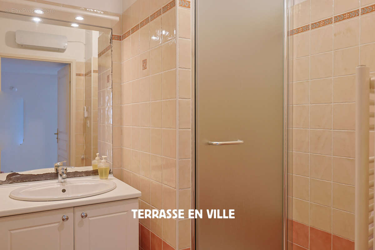 T4 dernier etage 90m2 - terrasse 38m2 - photo 12