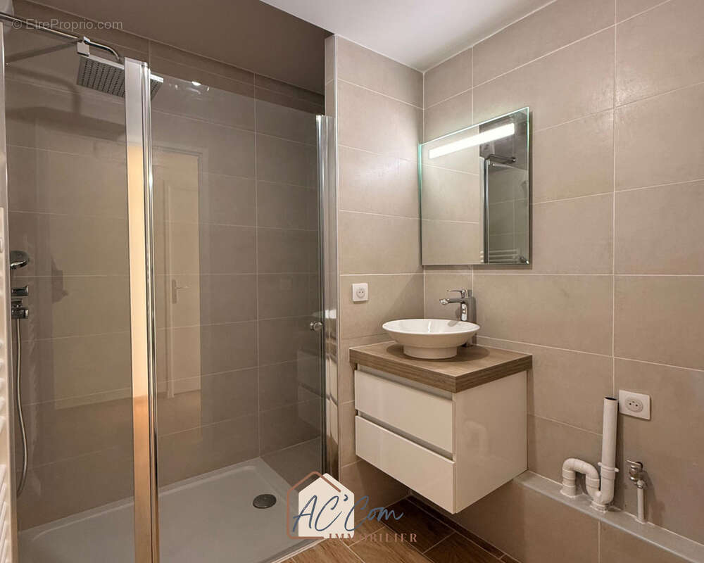 Appartement à MARSEILLE-8E