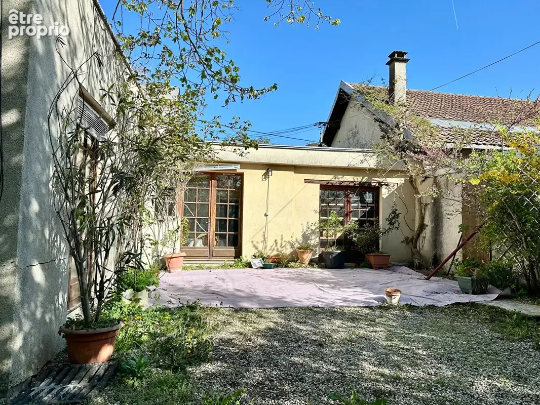 Maison 5 pièces à vendre à Besançon - Secteur Cras, à rénover avec fort potentiel - photo 2