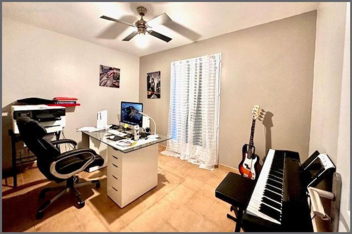 Photo 9 - Maison à LA CRAU