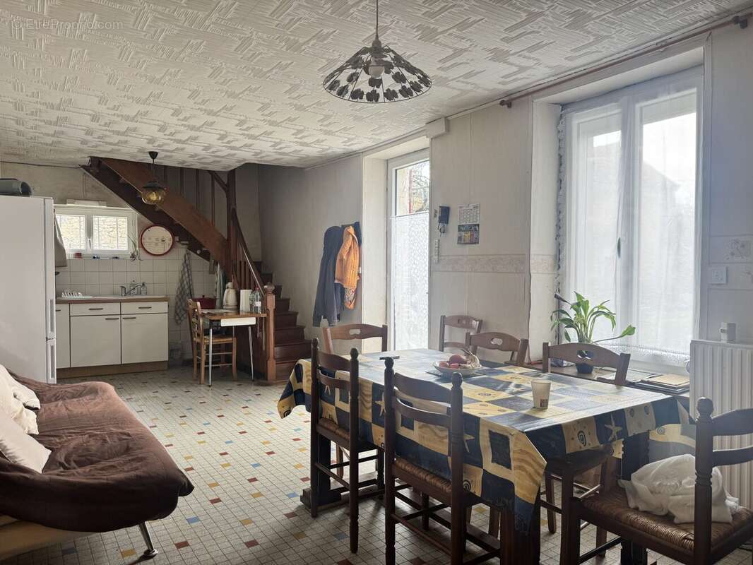 Maison à CORME-ECLUSE