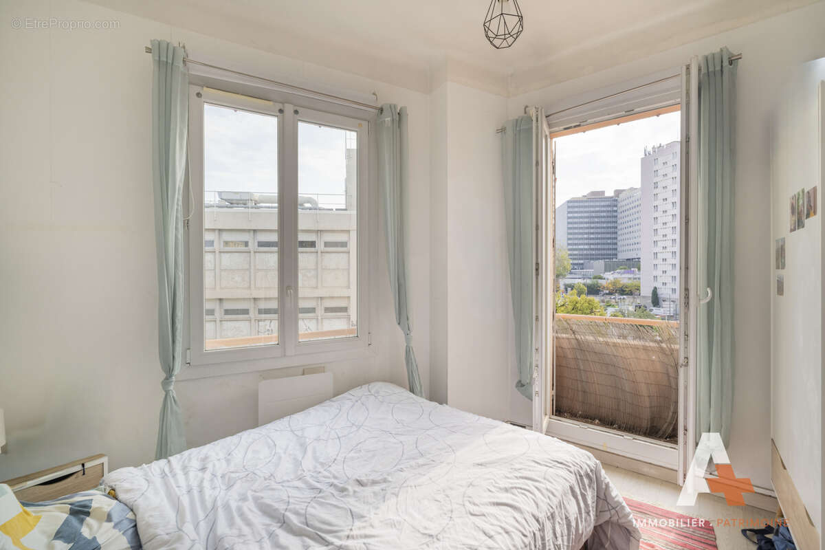 Appartement à MARSEILLE-5E