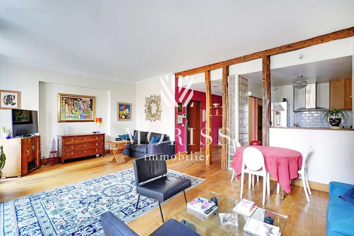 Appartement à PARIS-16E