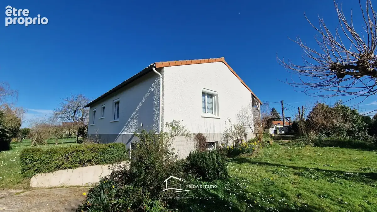 Pavillon sans mitoyenneté avec garage et jardin clos à Coulombiers - photo 12