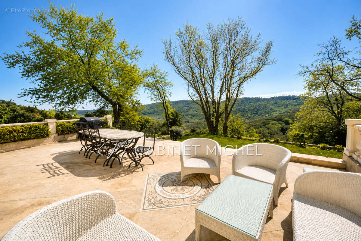 Maison à LE BAR-SUR-LOUP