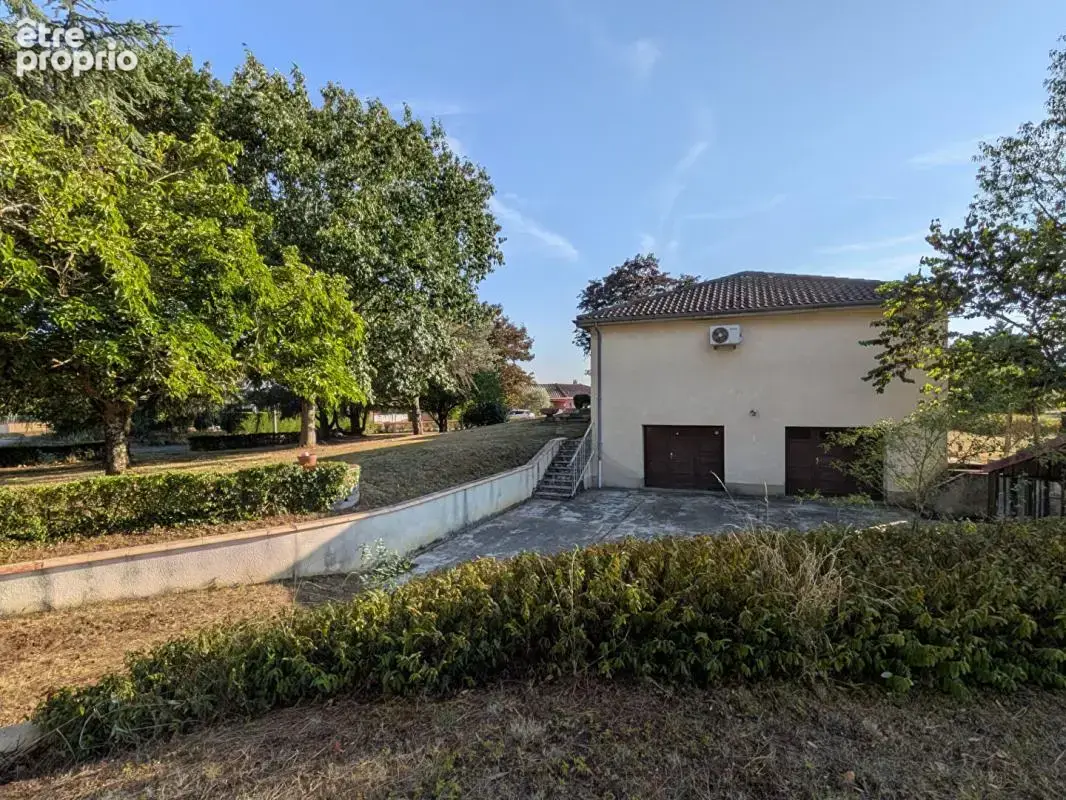 Maison 5 pièces de plain-pied avec sous-sol - Lescure d'Albigeois - photo 15