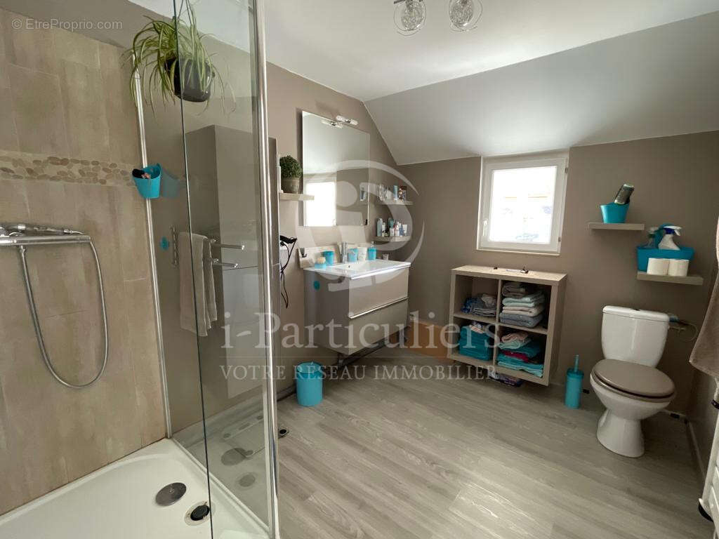 Maison à ECHILLEUSES