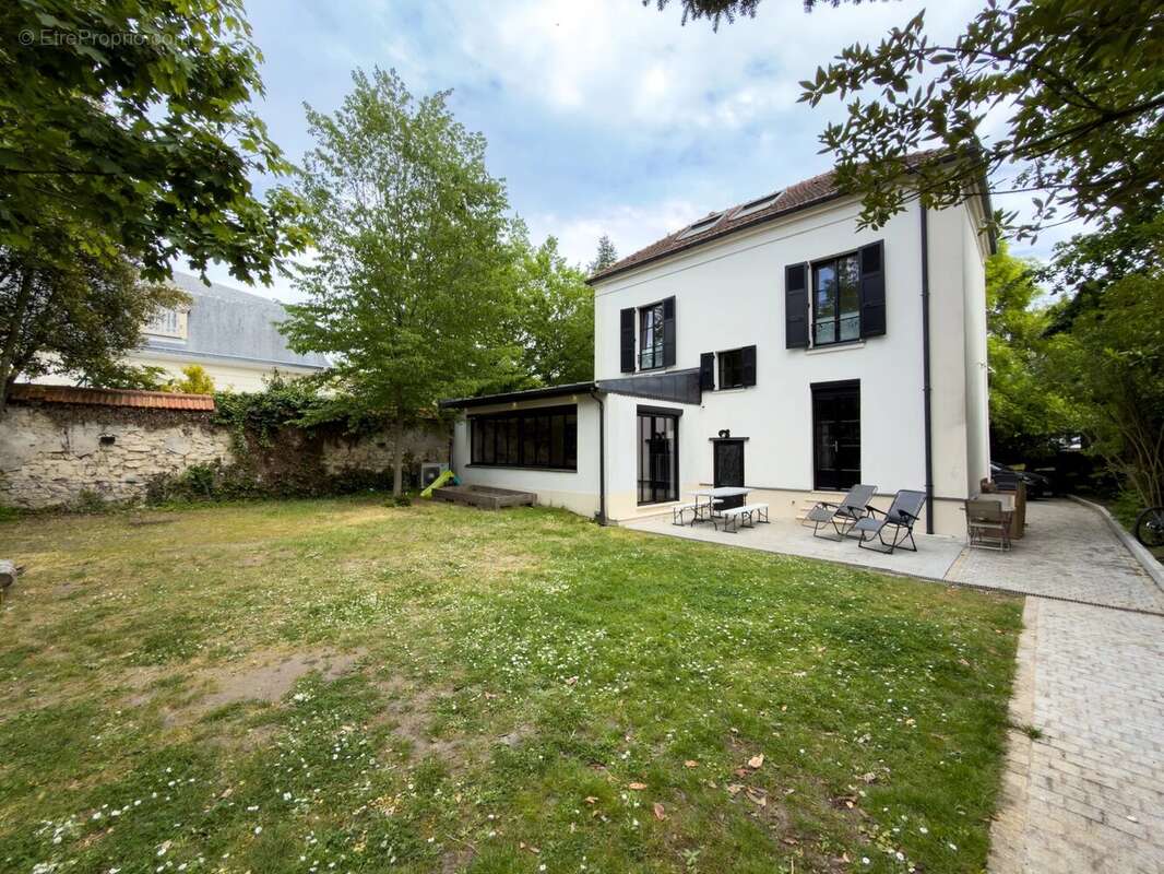 Maison à VILLEMOMBLE