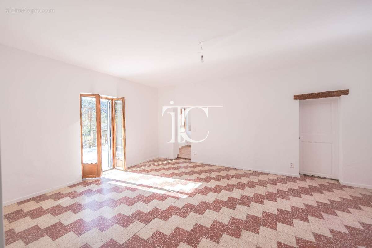 Appartement 139m² habitable 2 logements - photo 3