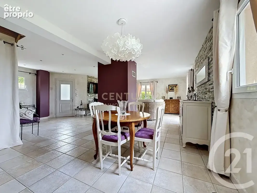Maison 5 pièces 147 m² à vendre à Bourgoin-Jallieu (38300) - photo 4