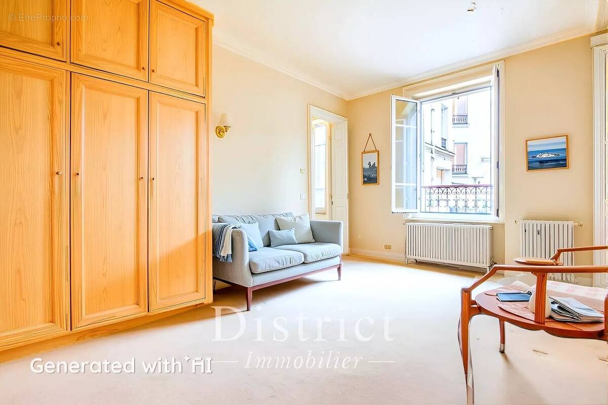 Appartement à PARIS-8E