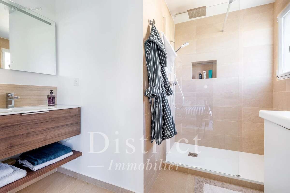 Appartement à BOULOGNE-BILLANCOURT