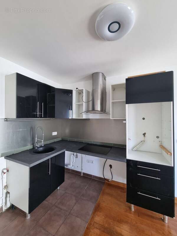 Appartement à PARIS-19E