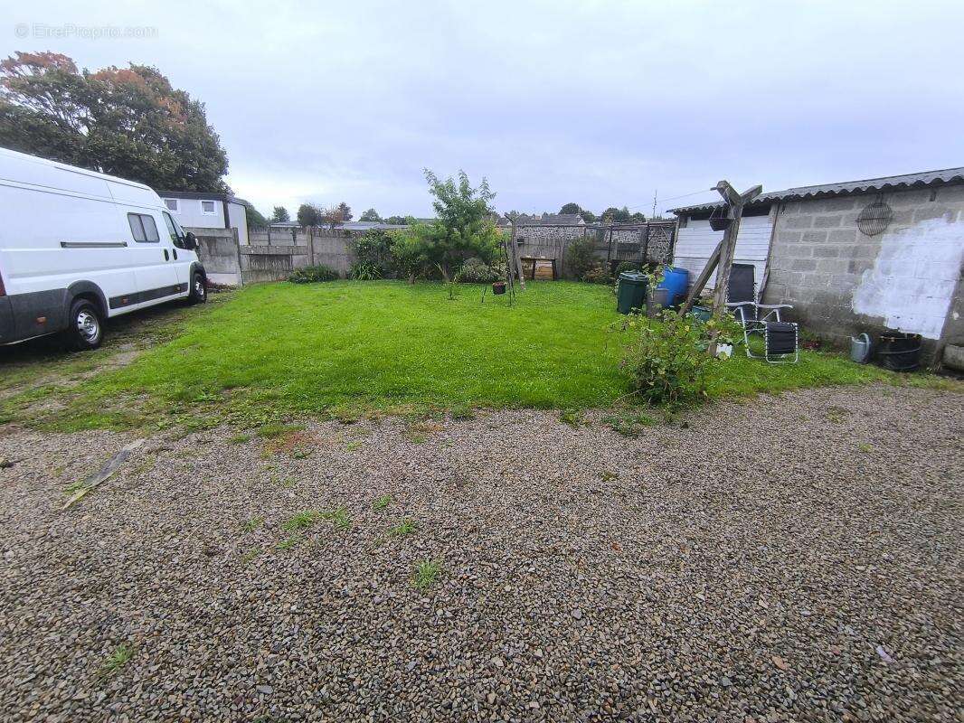 Maison à LA HAYE-DU-PUITS