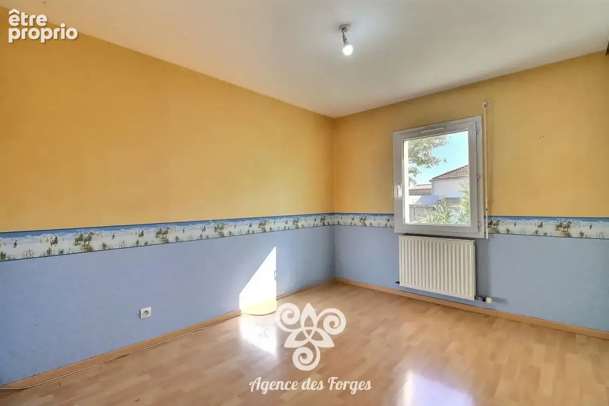 Maison de 132m² / 4 chambres / sous sol / Bégrolles En Mauges - photo 10