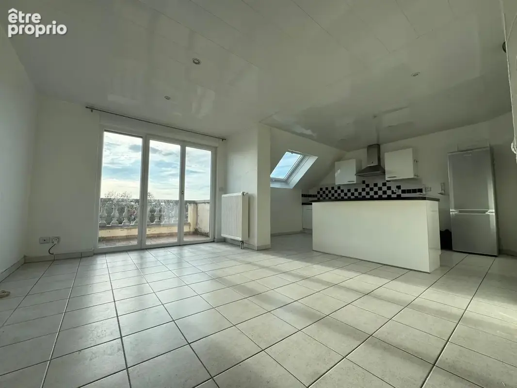 À vendre   Appartement 3 pièces de 74 m2 avec terrasse, garage et parkings - photo 12