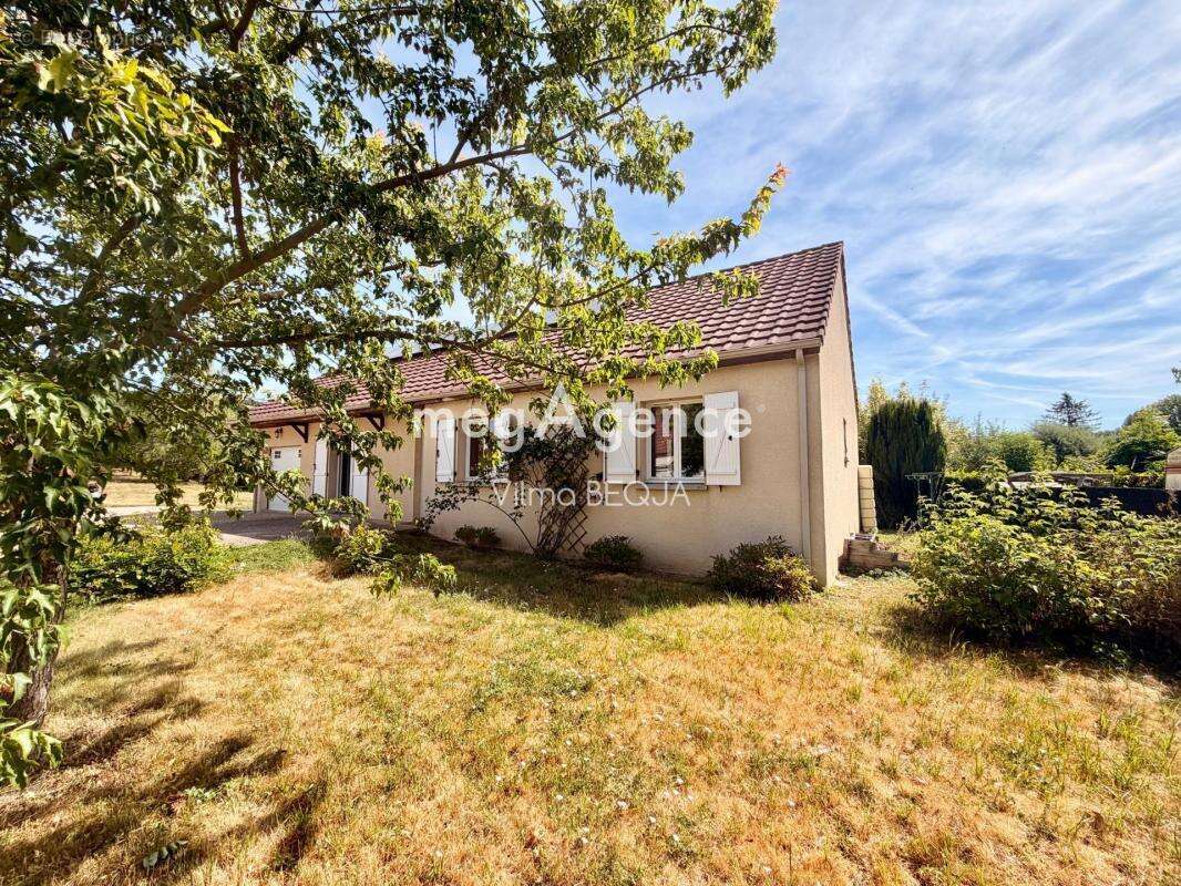 Maison de plain-pied 103 m² – 4 chambres – Garage – Terrain de 1 100 m² - photo 15