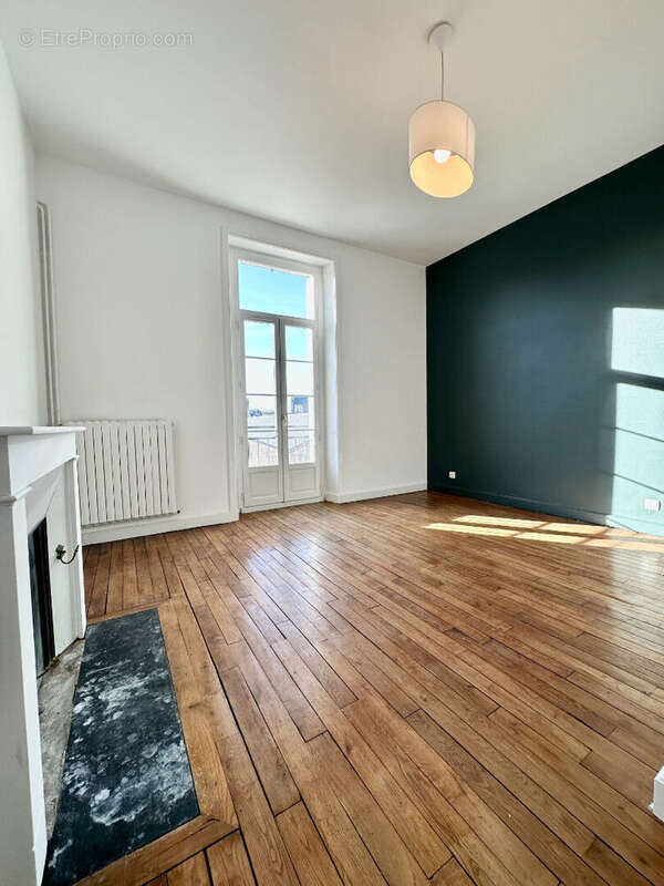 Appartement à BRIVE-LA-GAILLARDE