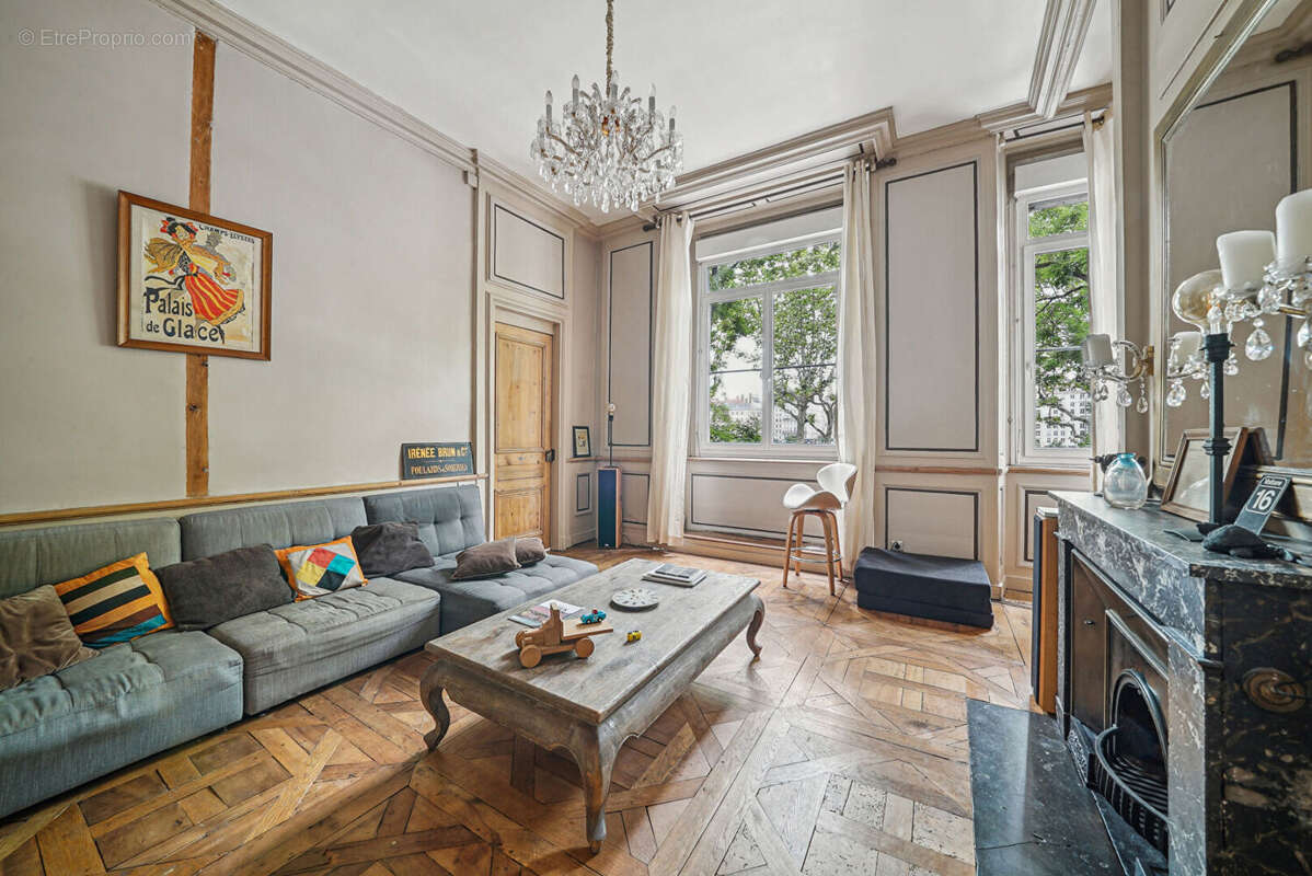 Appartement à LYON-5E