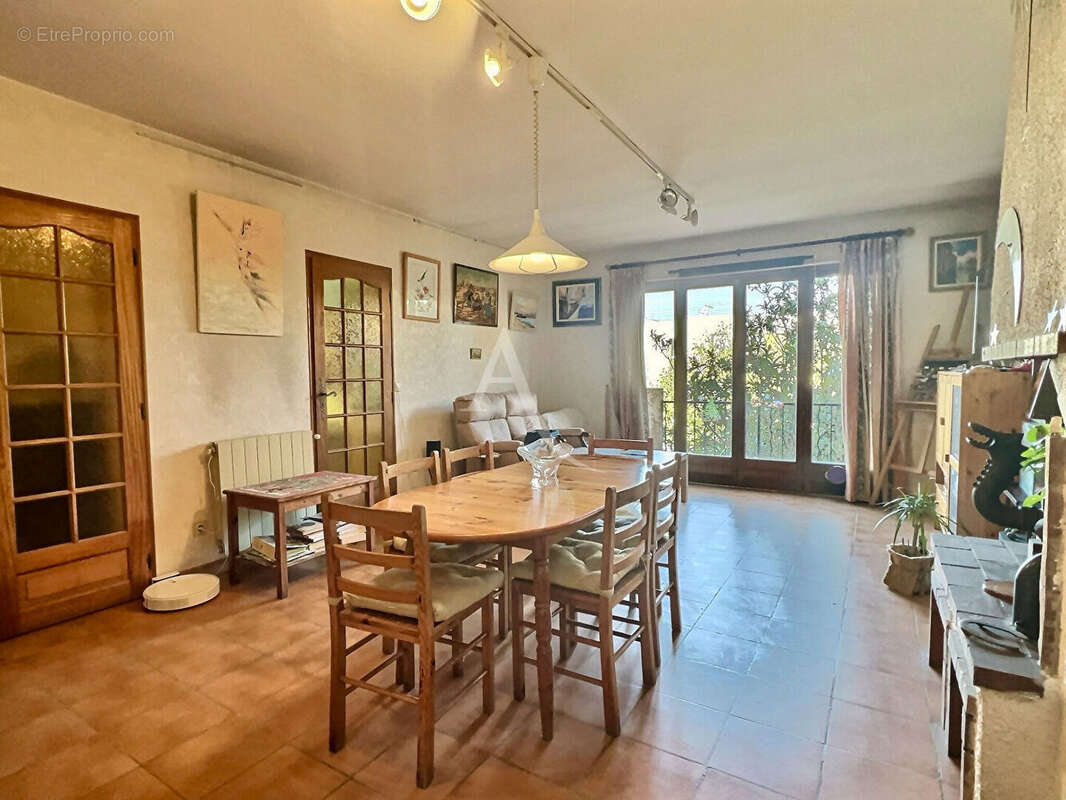 Maison à MARSEILLE-4E