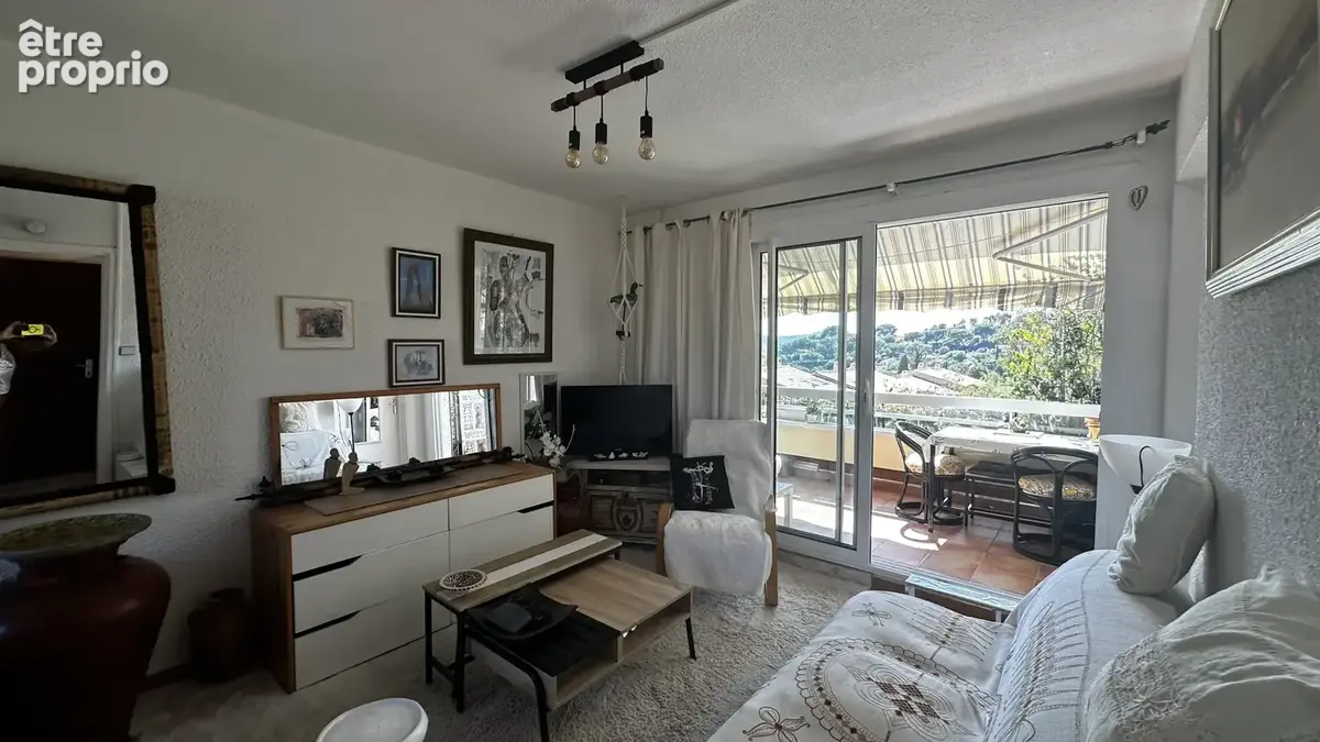 Appartement de type T2 à  Bormes les Mimosas à vendre avec une place de parking. - photo 3